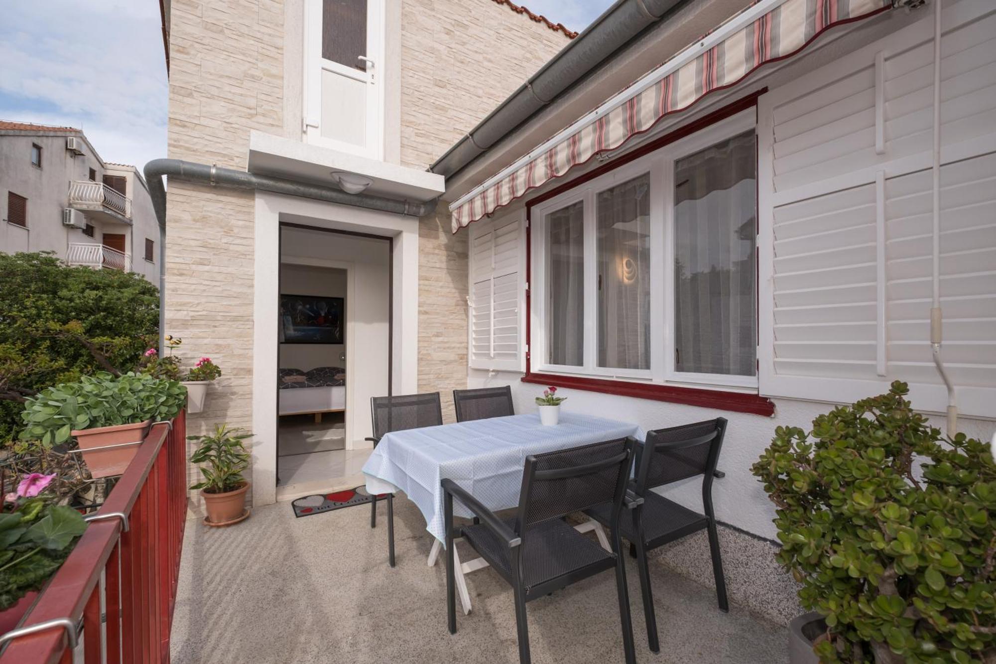 קרק Apartments Lovorik מראה חיצוני תמונה